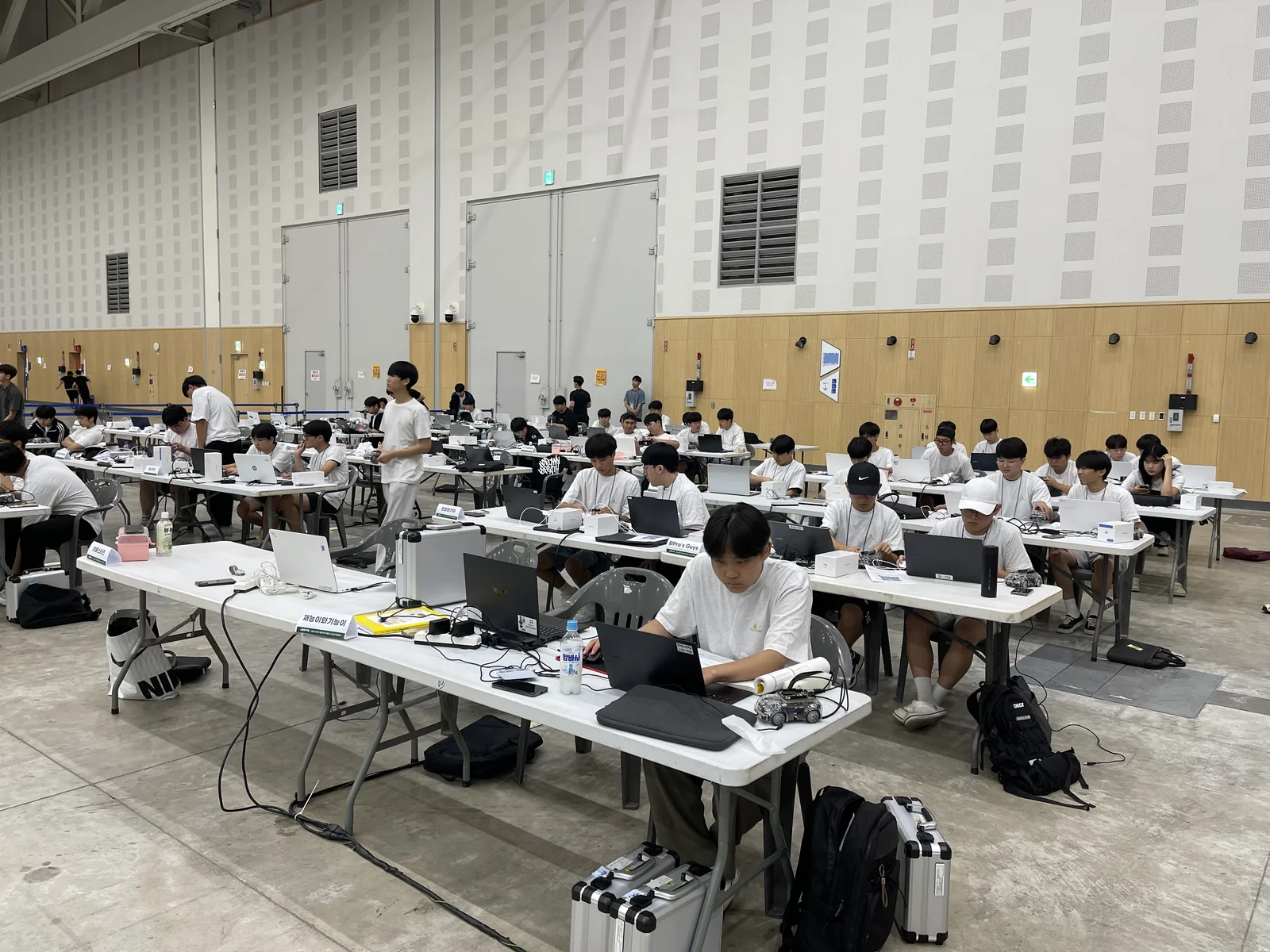 ALTINO大会の会場全景